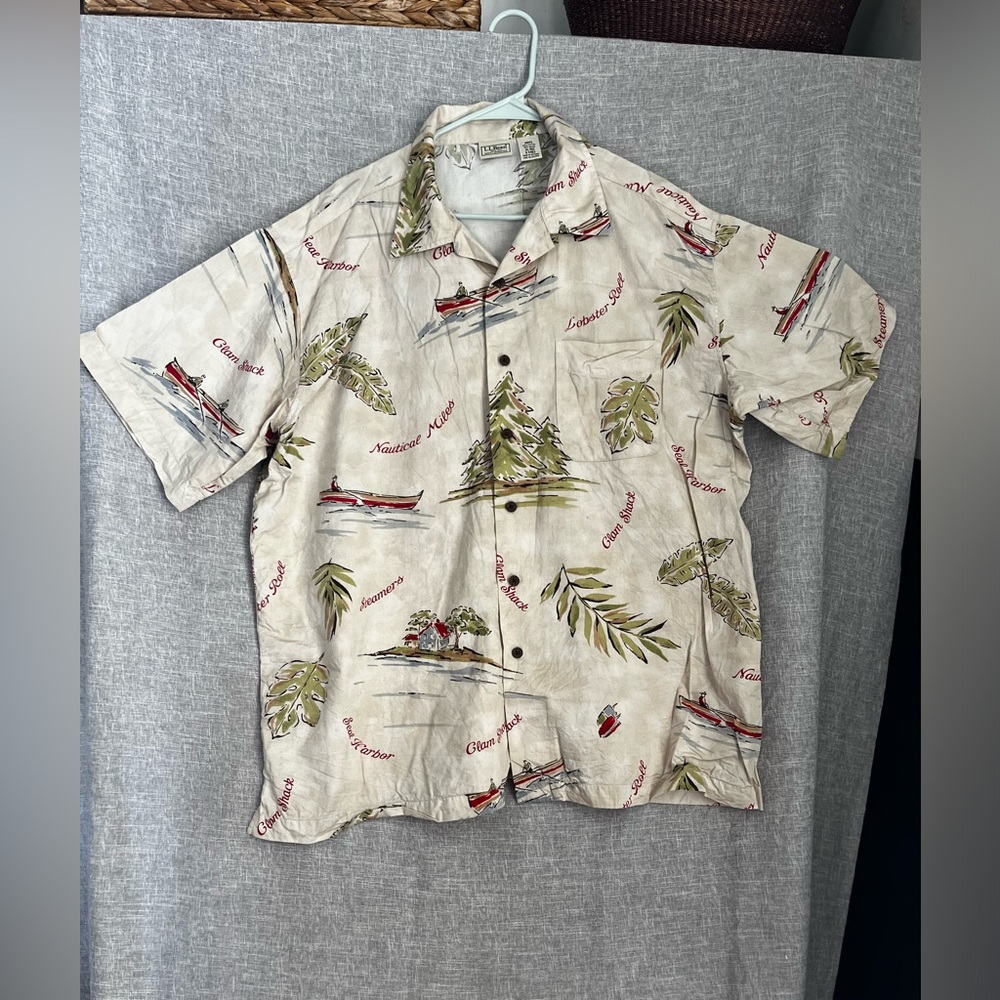 L.L. Bean Men’s Cotton “Hawaiian” Shirt w/ New England Summer Print Size XL